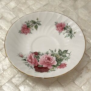 Fine Bone China roses design dish/saucer by Royal Kendal (made in England)
